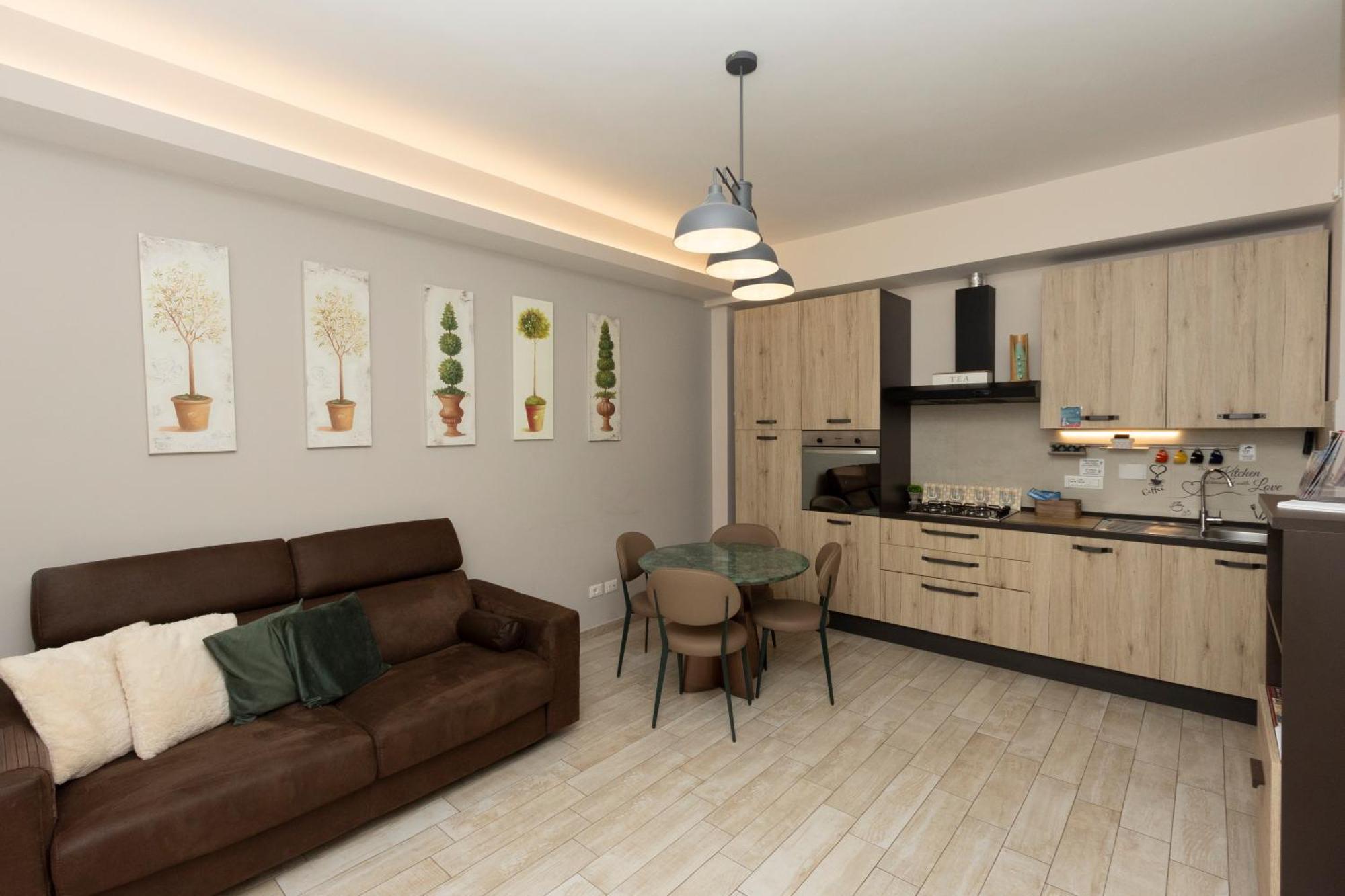 Romano Suite B9 Luaran gambar