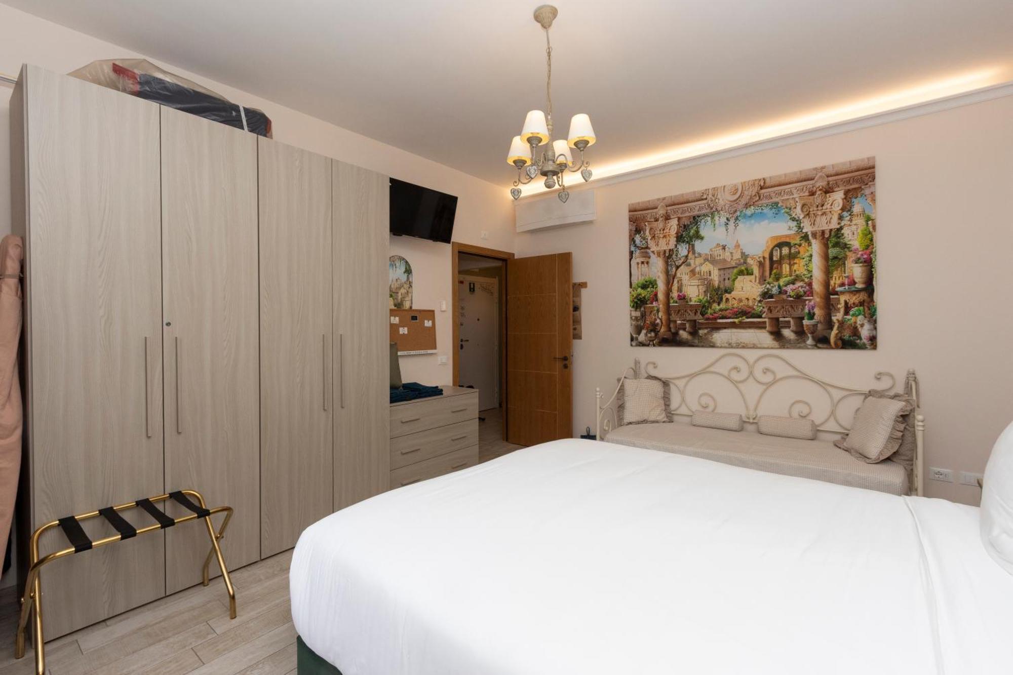 Romano Suite B9 Luaran gambar