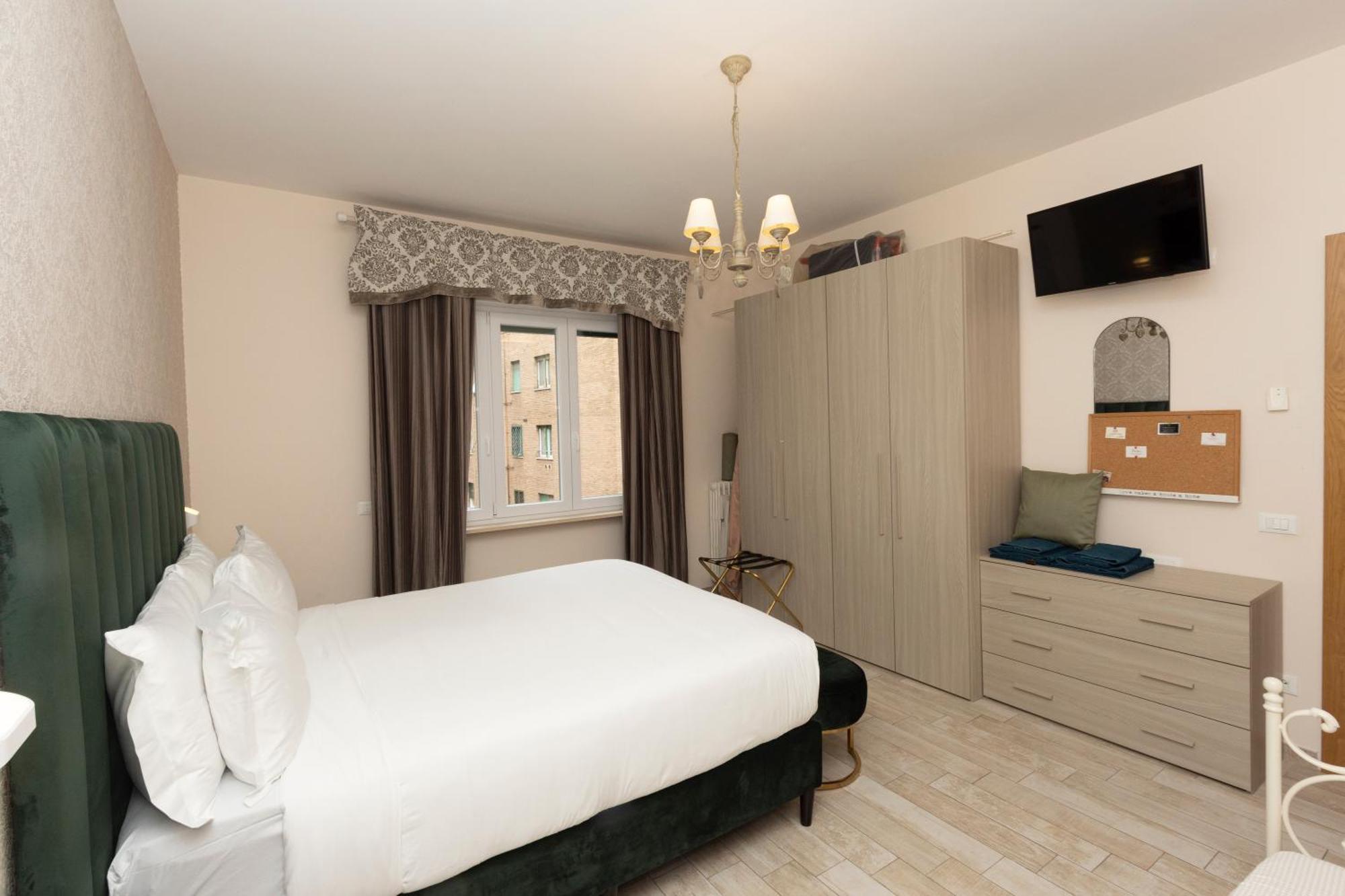 Romano Suite B9 Luaran gambar