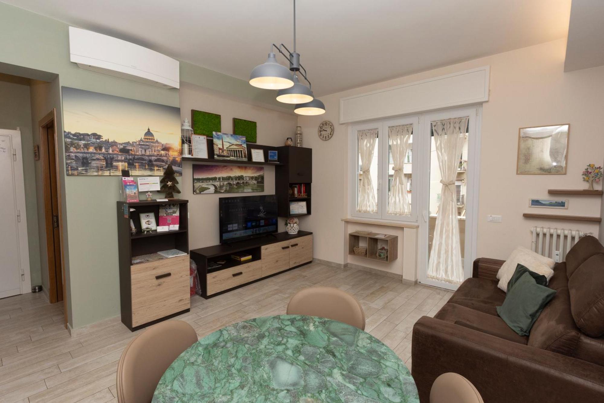 Romano Suite B9 Luaran gambar