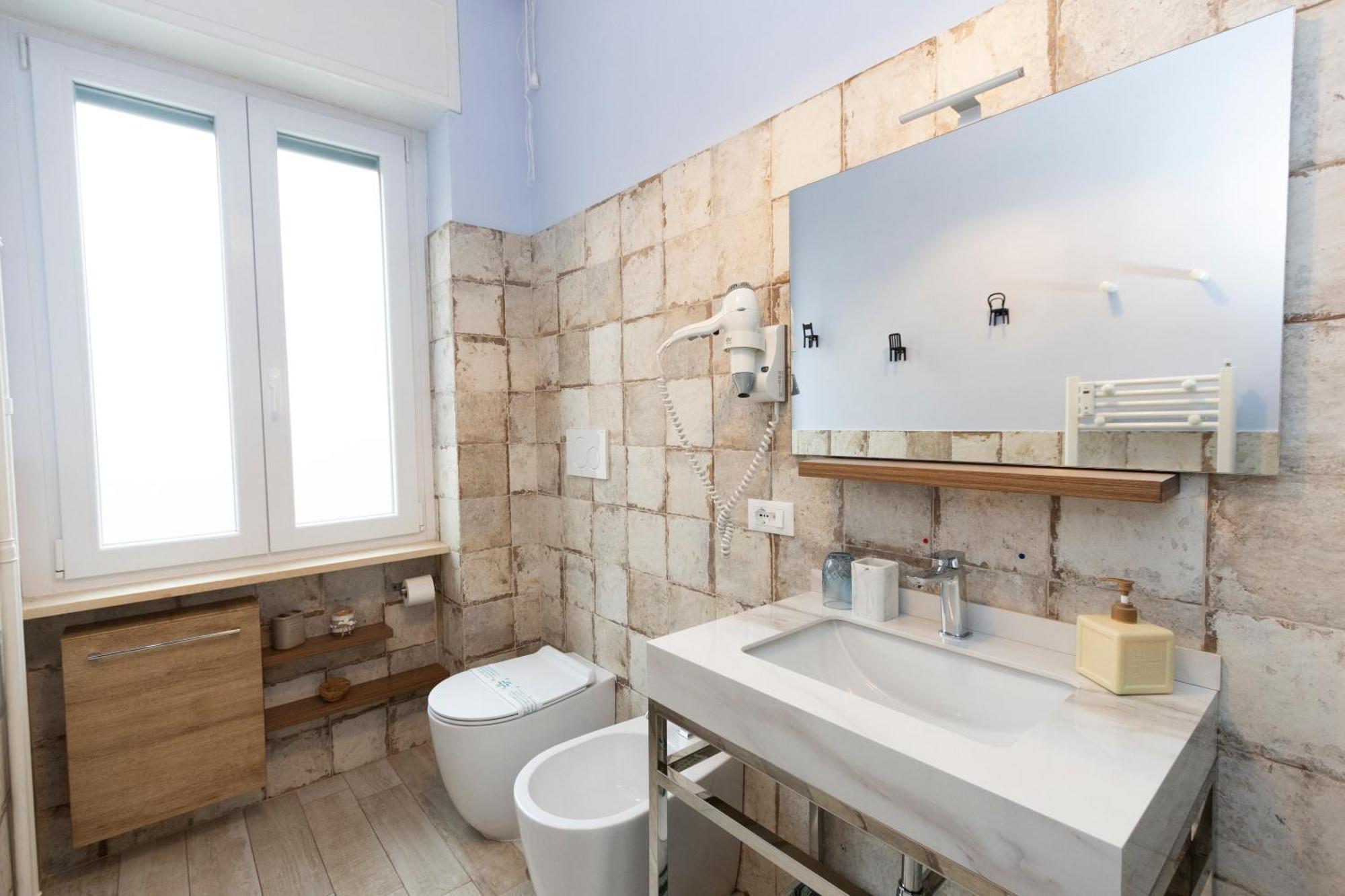 Romano Suite B9 Luaran gambar